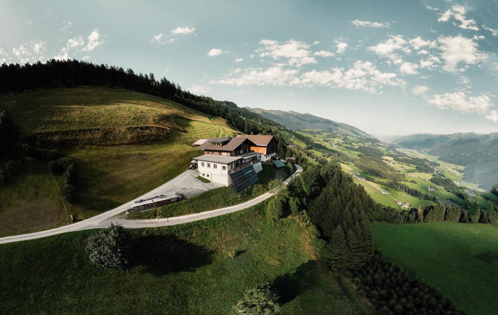 Peter's - Bergbauernhof Mit Weitblick Apartment *